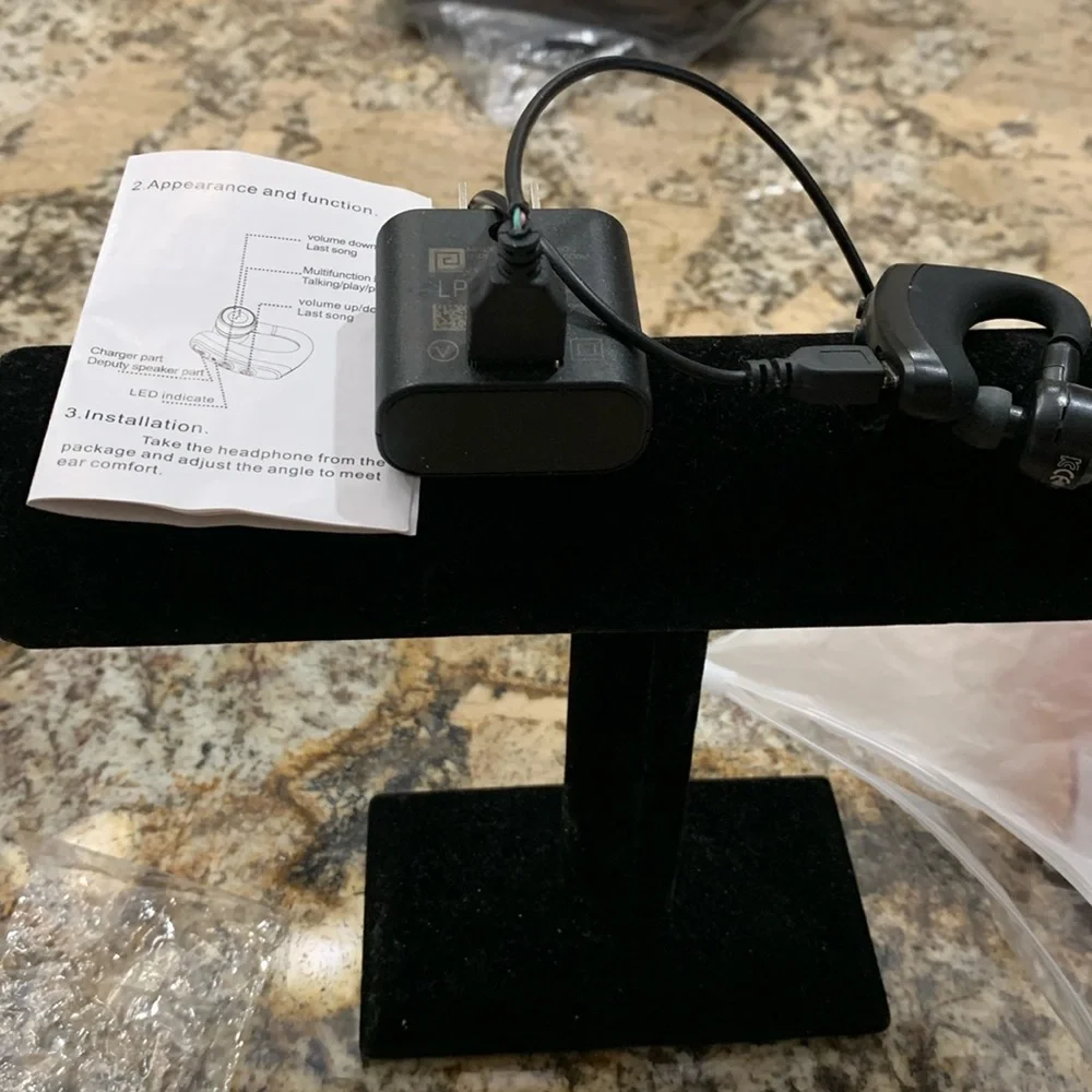 Bluetooth headphone